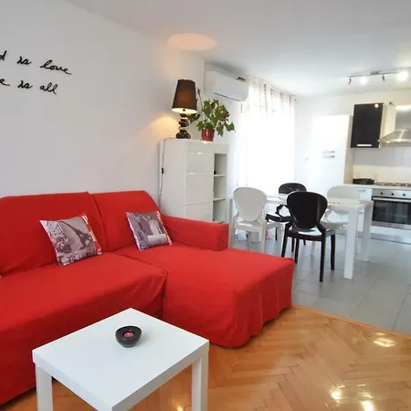 Terzic * Ρόβινι